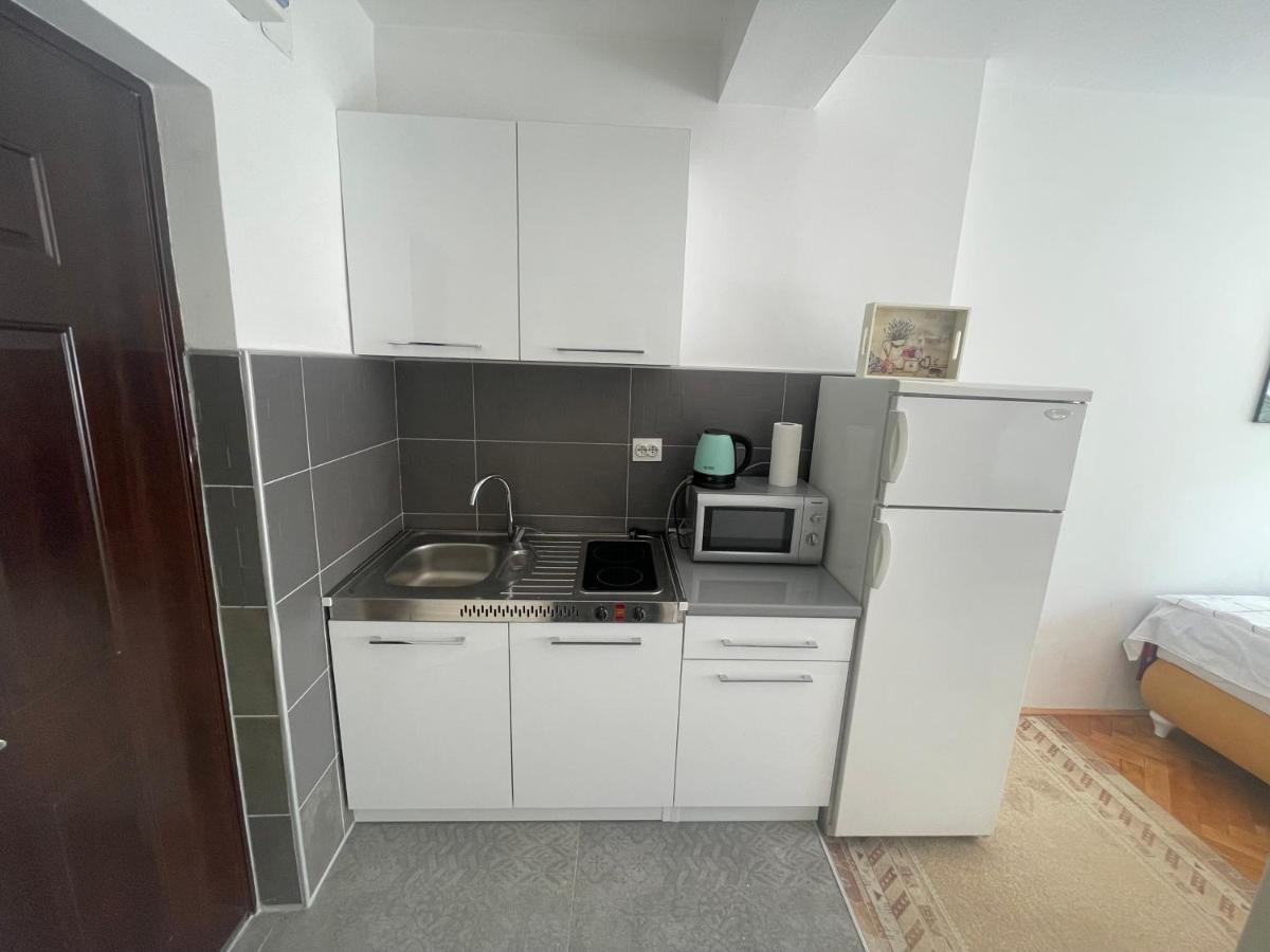 Studio Apartman Centar 泽尼察 外观 照片